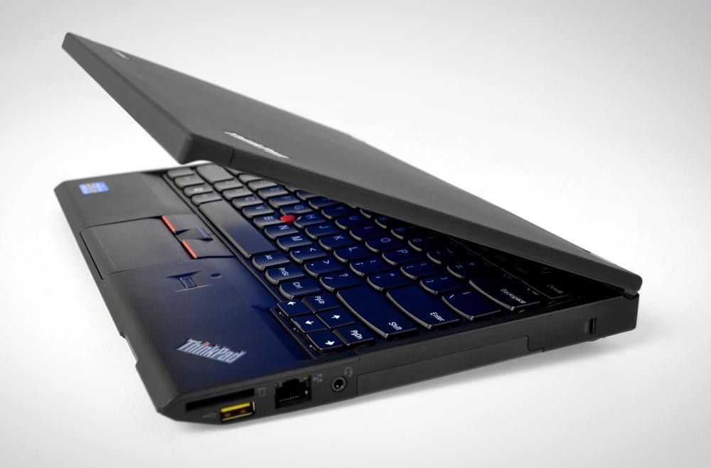 lenovo-thinkpad-x230-review-side-lid-open-keyboard-1000x659